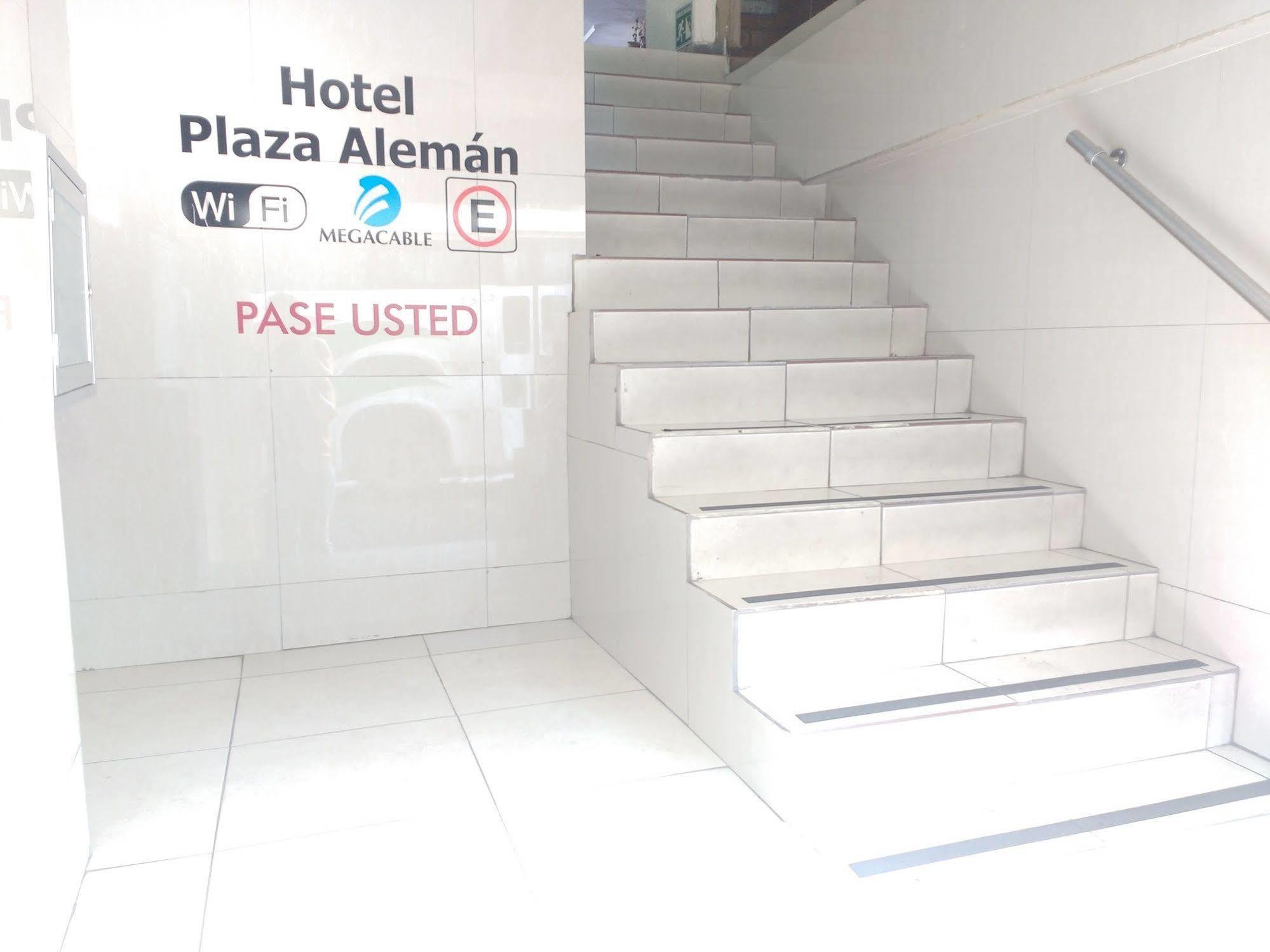 Hotel Plaza Aleman เลออน ภายนอก รูปภาพ